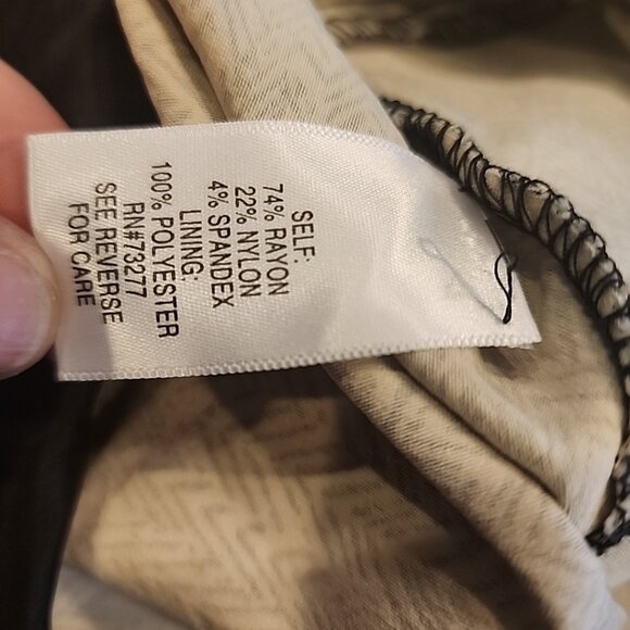 NWT Dana Buchman Mid Rise Ankle Pull On Pants M Black White 27 Inseam - Picture 6 of 6